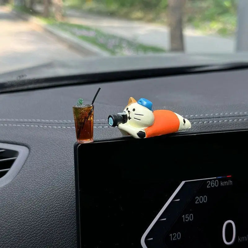 Cute Healing Kitten Ornaments For Car Dashboard Resin Cat Figure Car