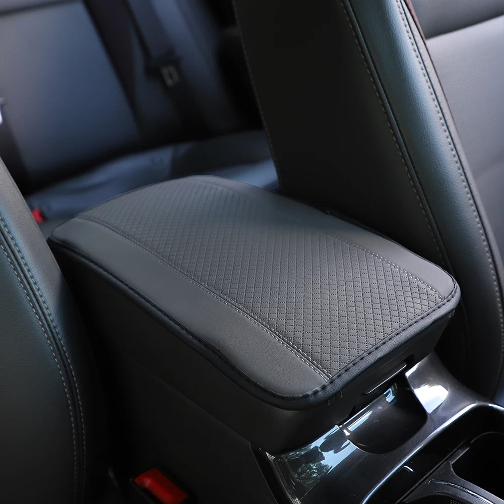 1 PU Comfortable Embossed Waterproof Anti-fouling Car Armrest Cushion