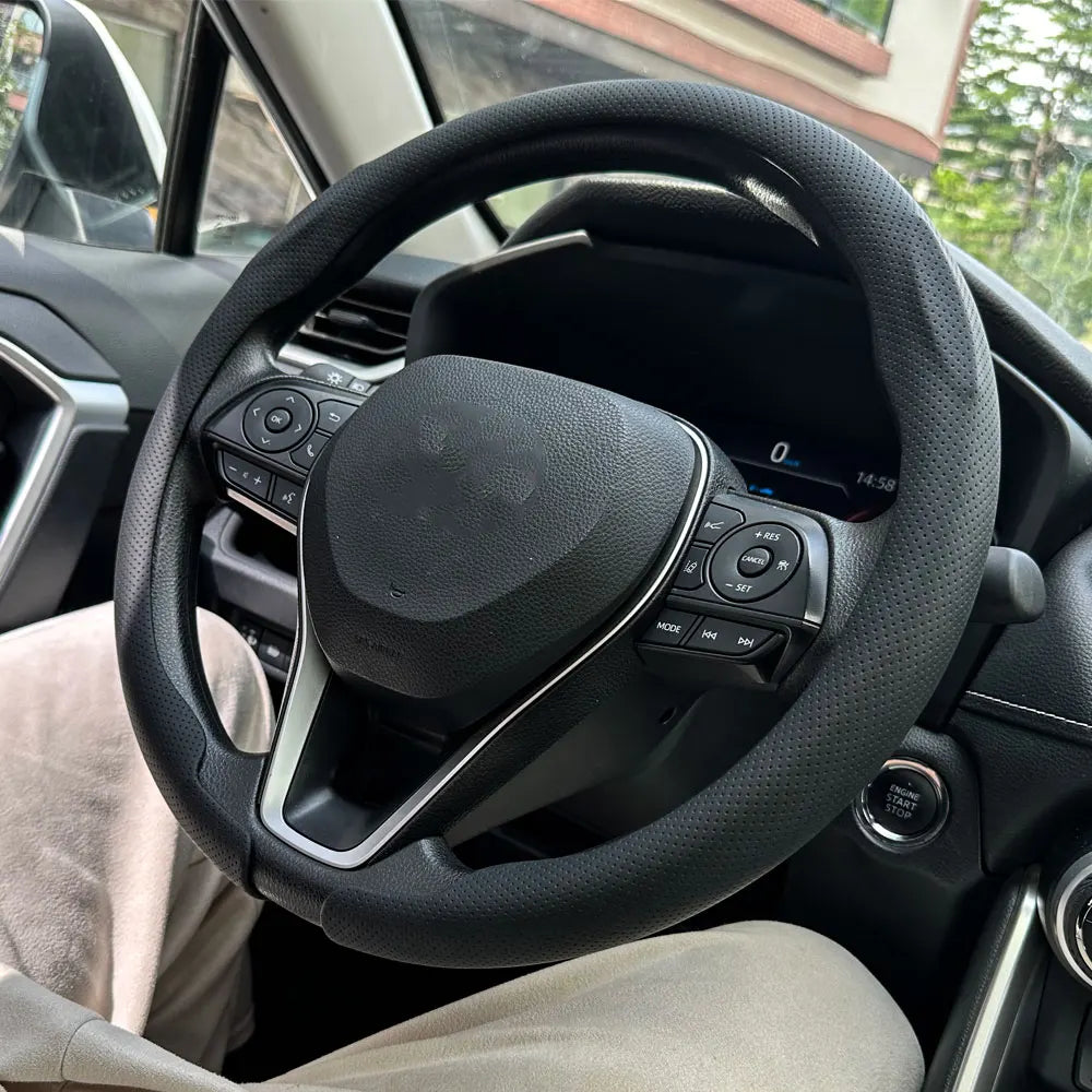 Steering Size 36-38cm Non-slip Round Breathable Leather Car Steering Wheel